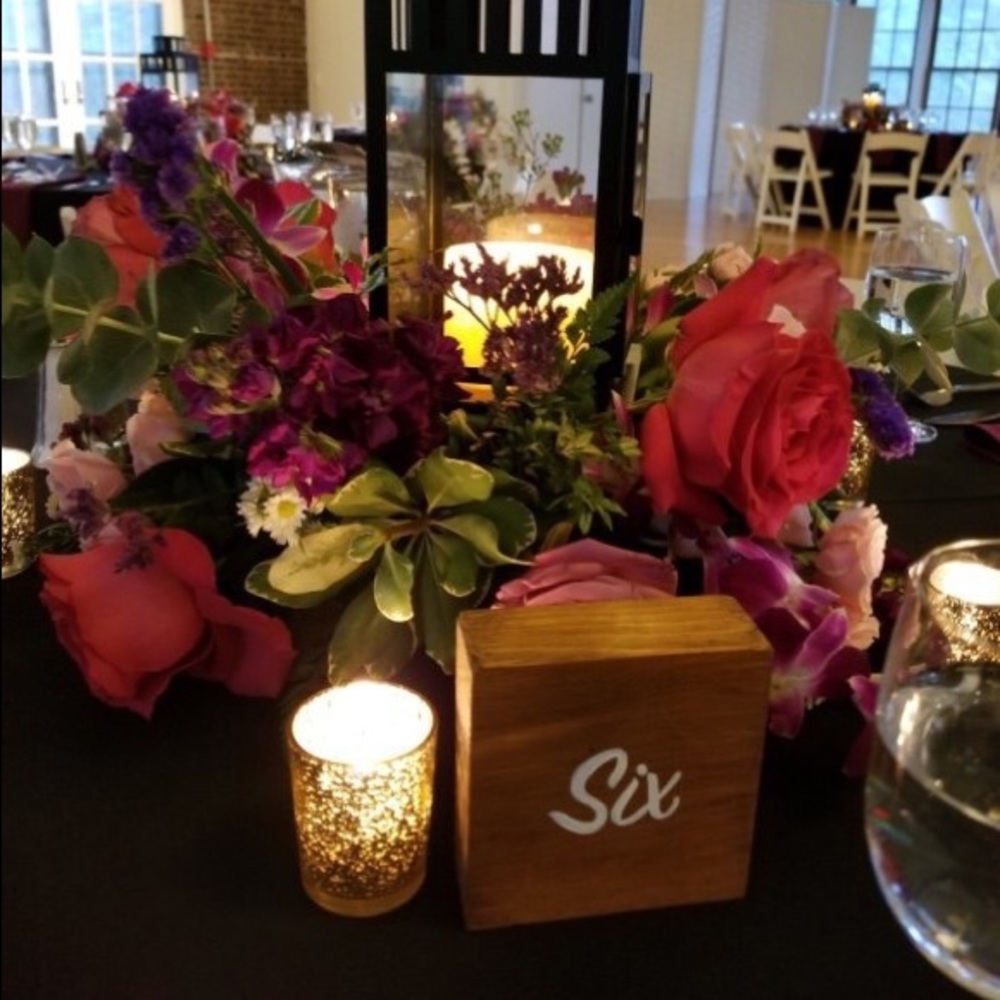 Handmade rustic table numbers - Picture 2 of 6
